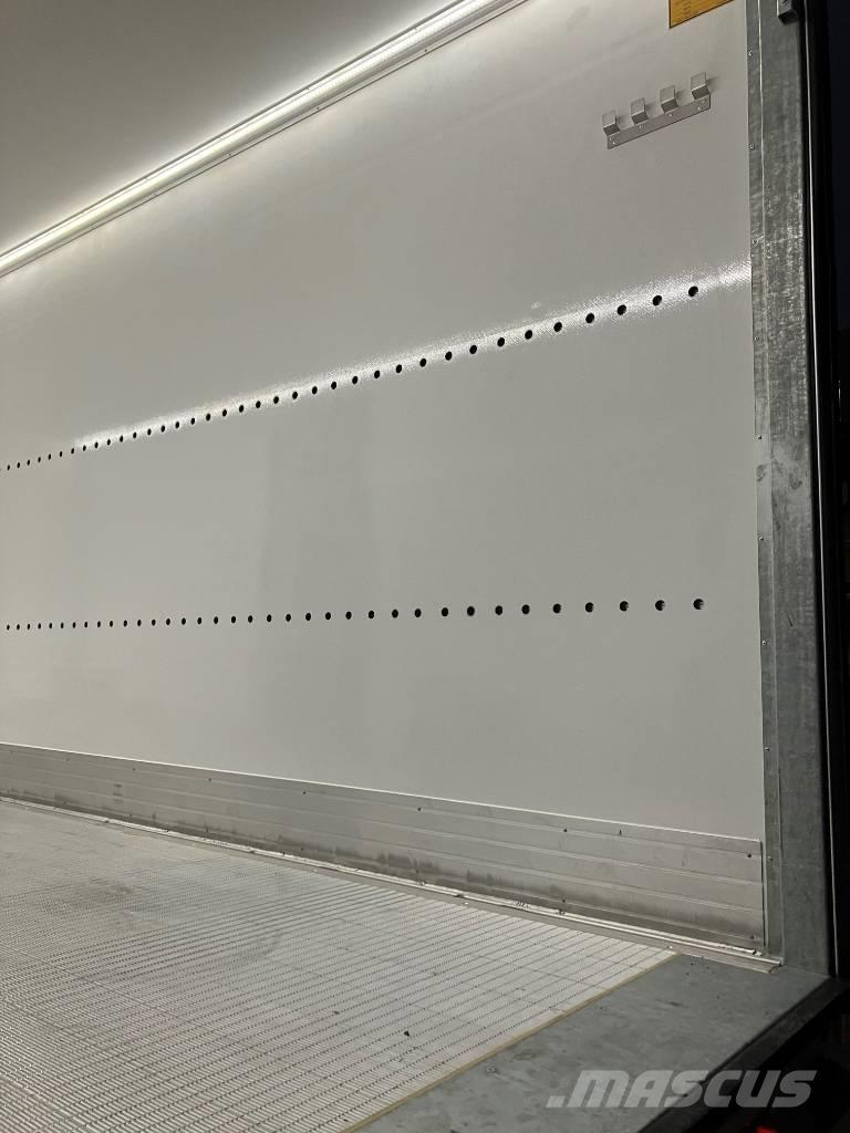 MAN TGM 18.290 4X2 Sunkvežimiai su dengtu kėbulu