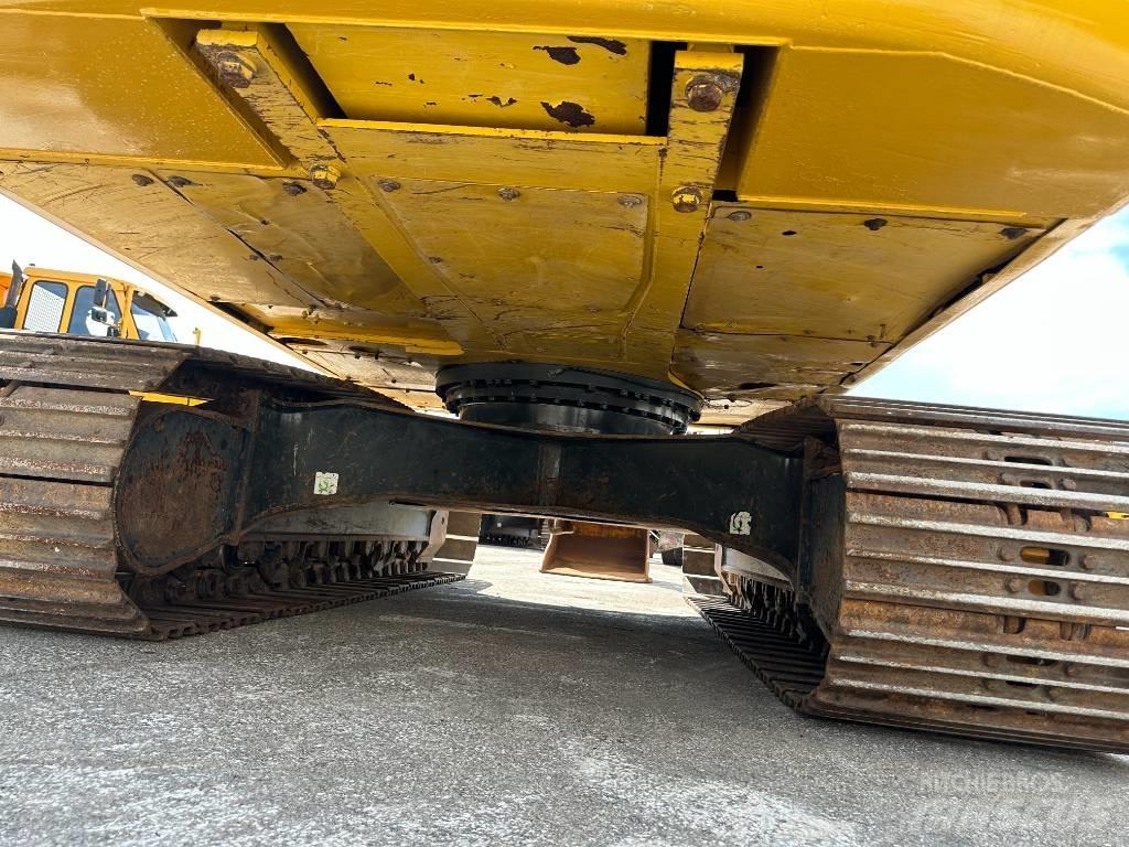 Komatsu PC210LC-11 Vikšriniai ekskavatoriai