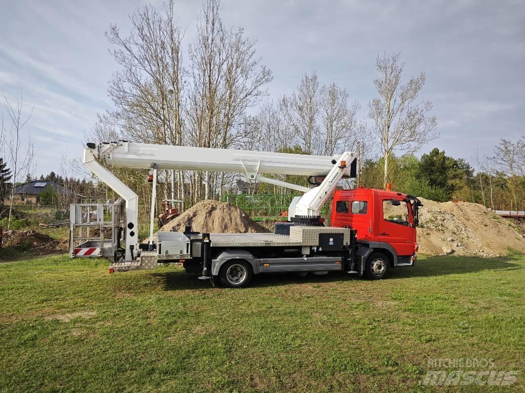 Ruthmann T 330 Ant vilkikų montuojamos kėlimo platformos