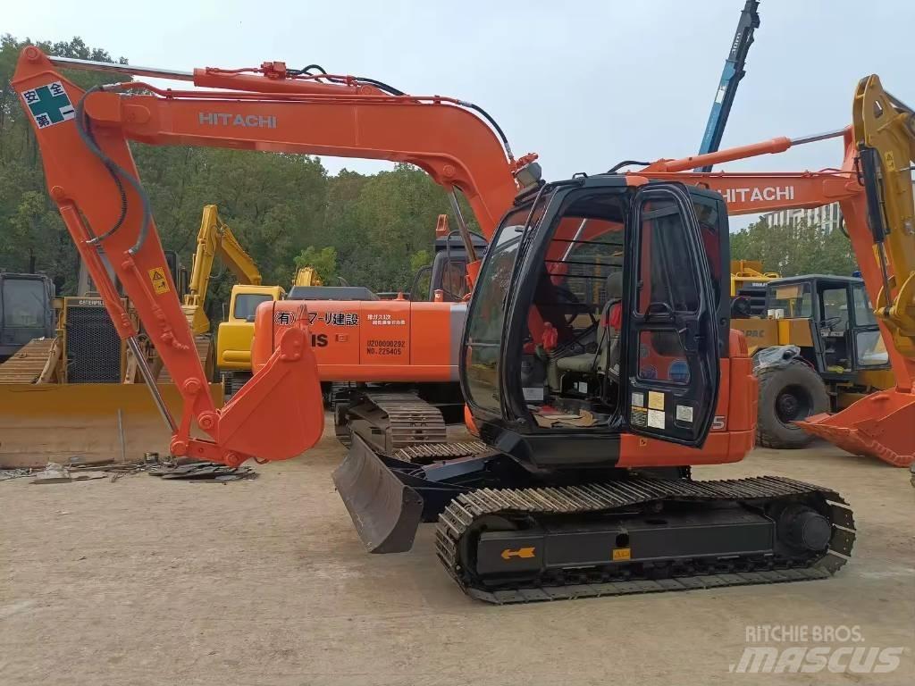 Hitachi ZX 75 Vidutinės galios ekskavatoriai 7-12 t