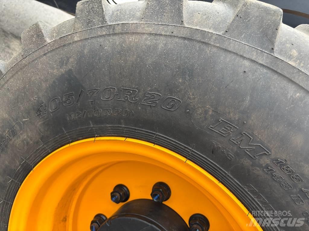JCB 409 Naudoti ratiniai krautuvai