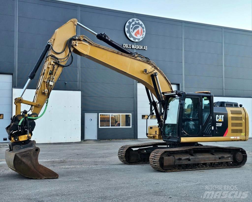 CAT 320 FL Vikšriniai ekskavatoriai