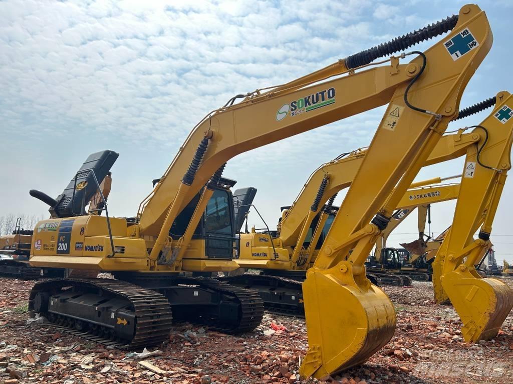 Komatsu PC 200-8 Vikšriniai ekskavatoriai