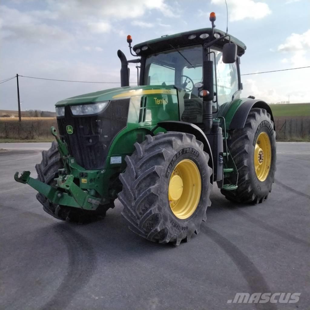 John Deere 7250 R Traktoriai