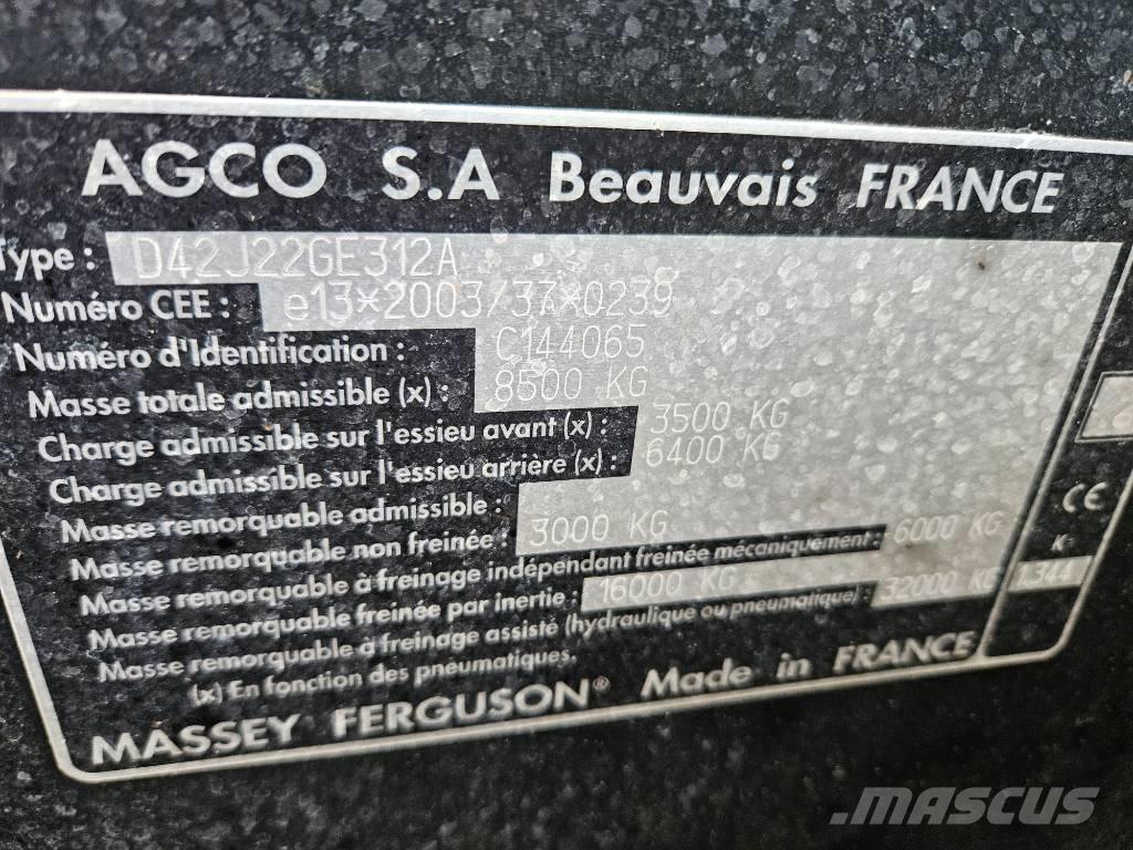 Massey Ferguson 5430 Naudoti vilkikai