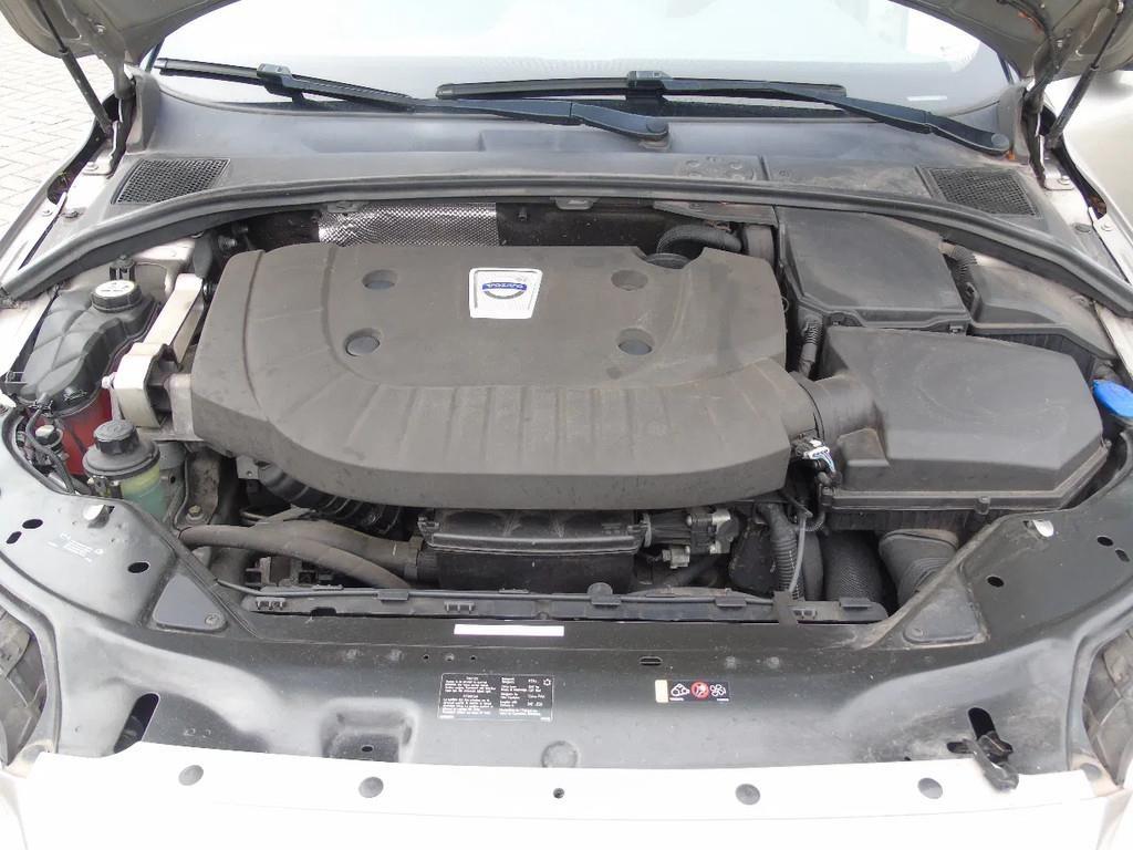 Volvo V70 + manual Lengvieji automobiliai