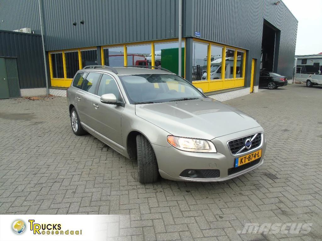Volvo V70 + manual Lengvieji automobiliai
