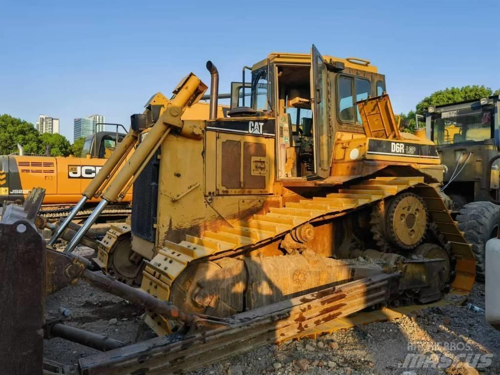 CAT D 6 R Vikšriniai buldozeriai