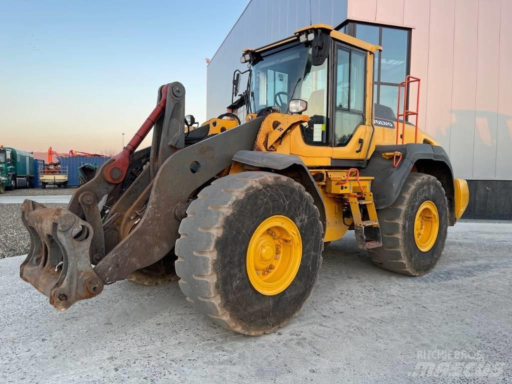 Volvo L 110 H Naudoti ratiniai krautuvai