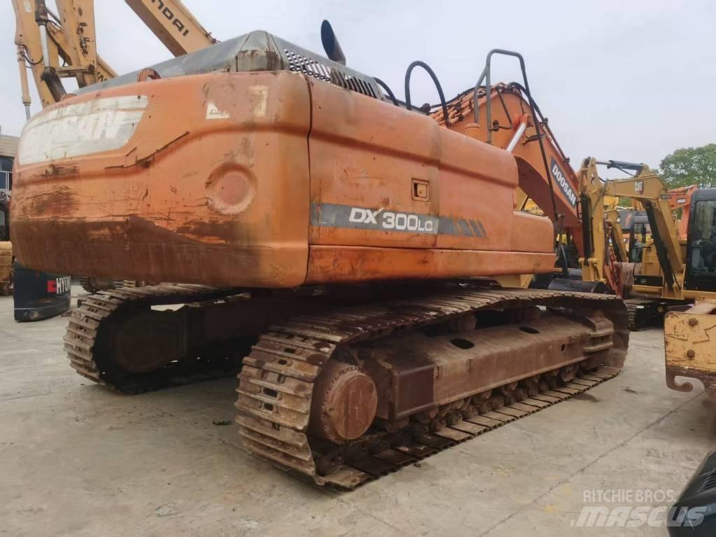 Doosan DX 300 LC Vikšriniai ekskavatoriai