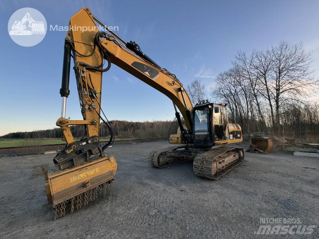 CAT 324 D L Vikšriniai ekskavatoriai