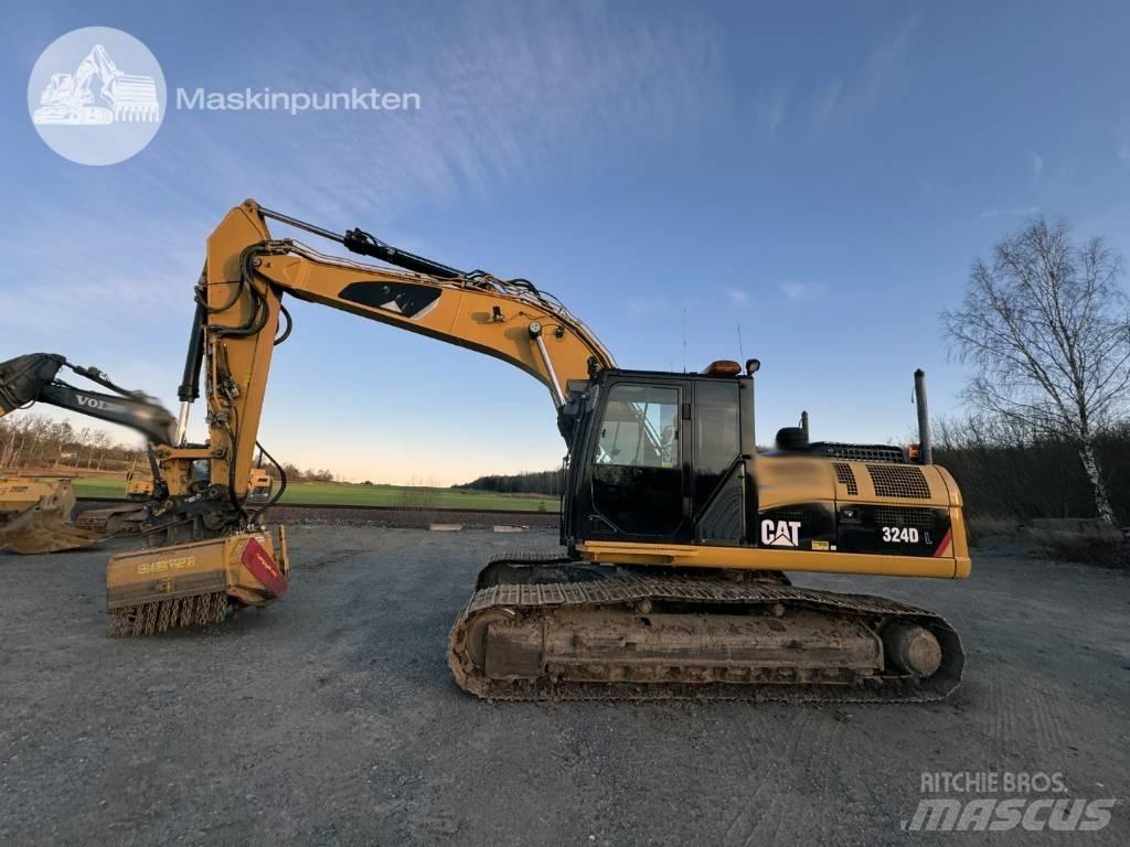 CAT 324 D L Vikšriniai ekskavatoriai