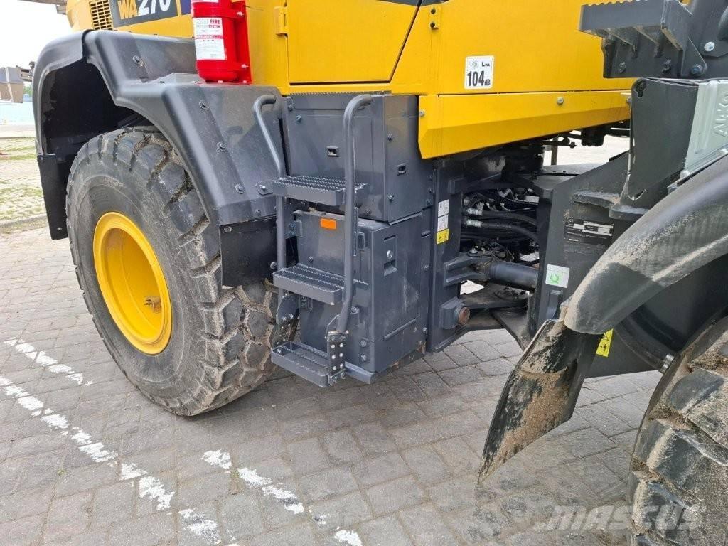 Komatsu WA 270-8E0 Naudoti ratiniai krautuvai