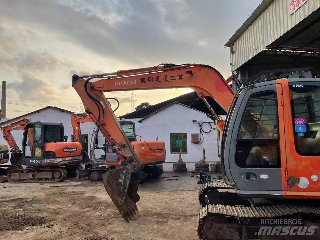 Hitachi ZX 80 Vikšriniai ekskavatoriai