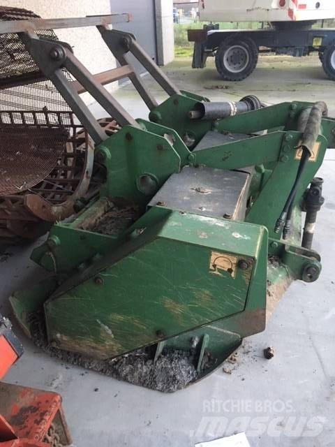 Plaisance BF500 Ekskavatoriai
