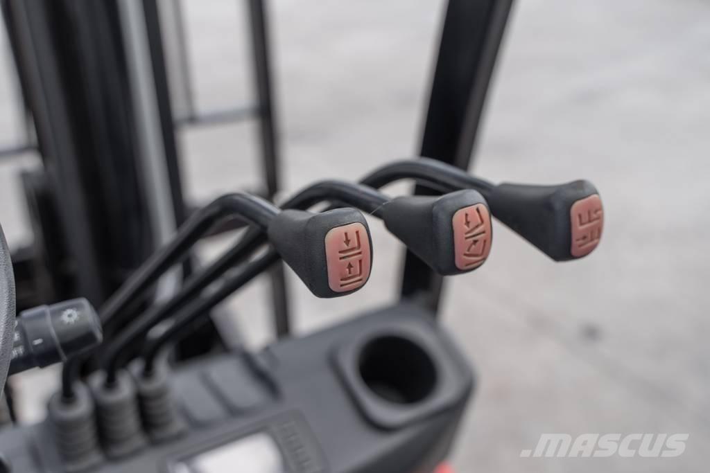 Manitou MI 30 D Dyzeliniai krautuvai