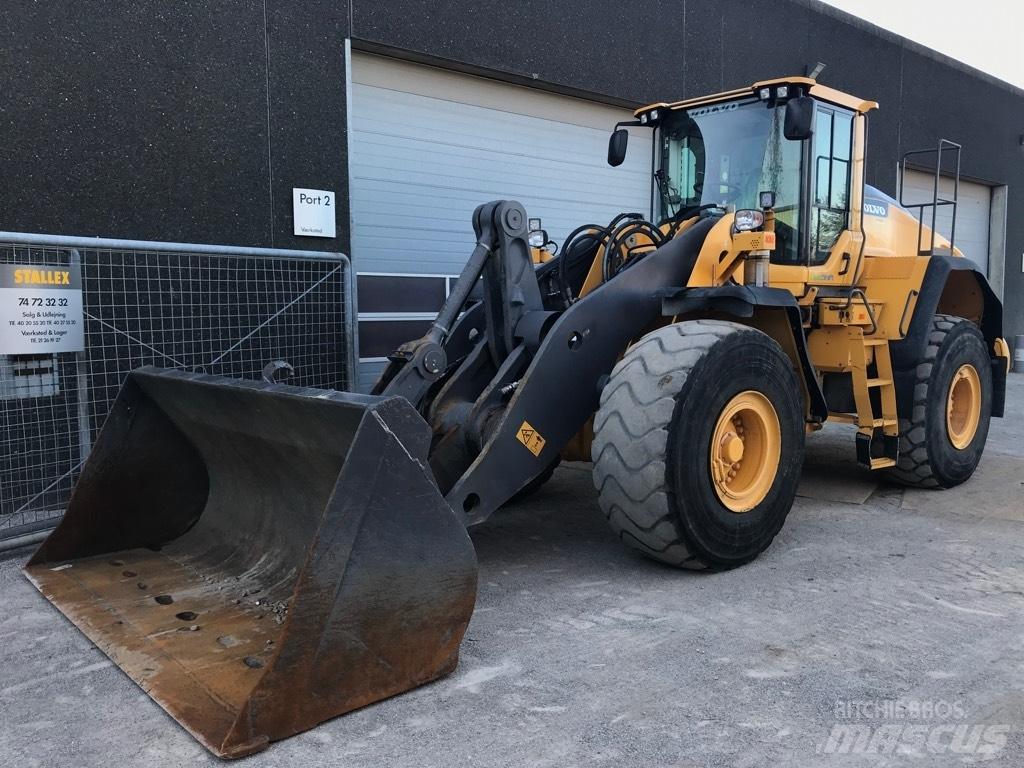 Volvo L150H Naudoti ratiniai krautuvai
