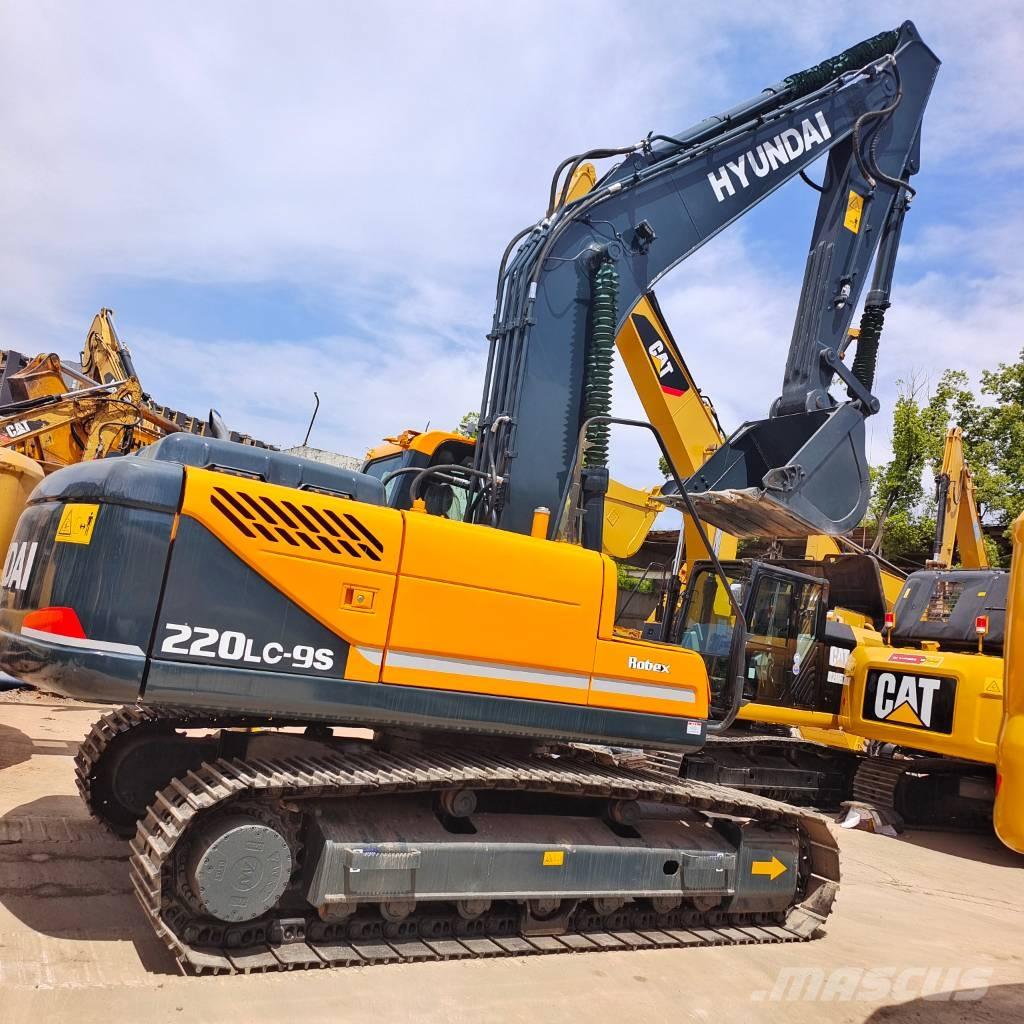 Hyundai 220LC-9S Vikšriniai ekskavatoriai