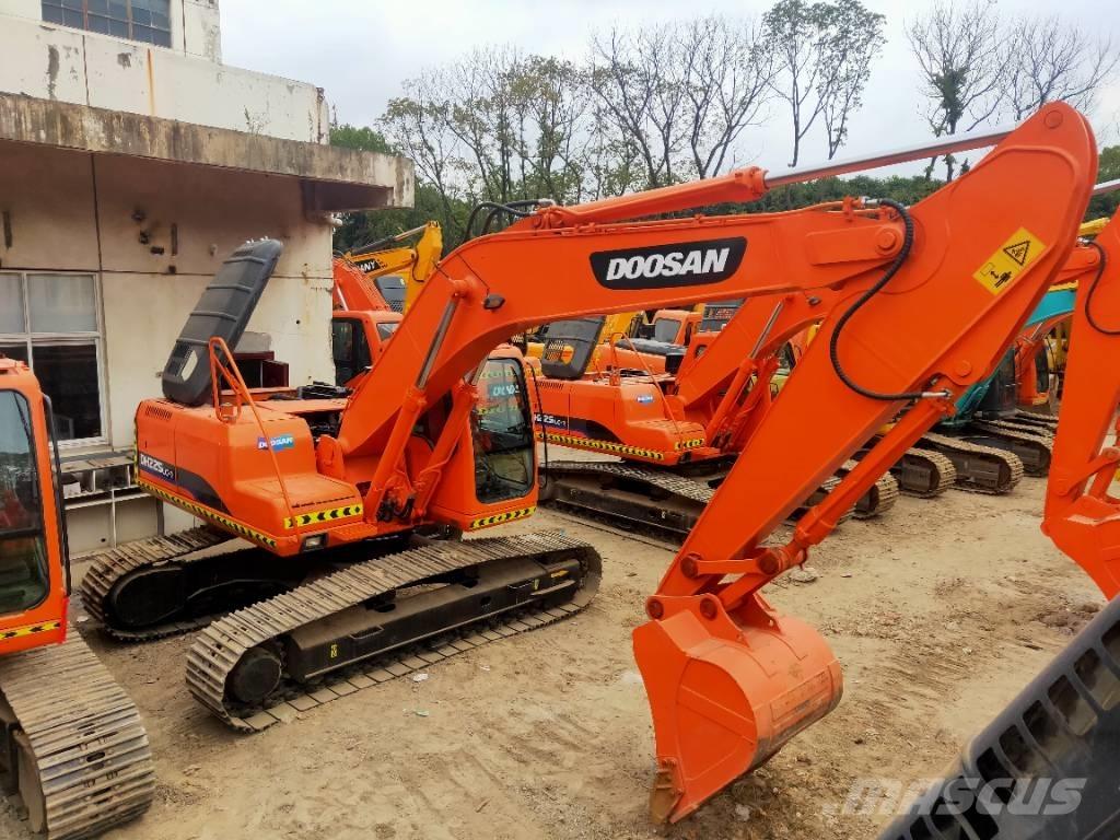 Doosan DH220LC-7 Vikšriniai ekskavatoriai