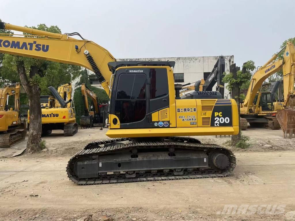 Komatsu pc200-8 Vikšriniai ekskavatoriai