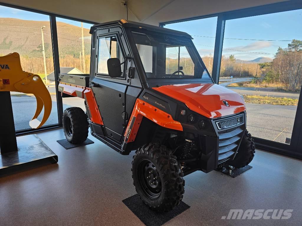 Corvus EX4 CAB Traktoriai