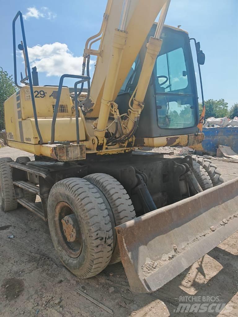 Komatsu PW 130ES-6K Ratiniai ekskavatoriai