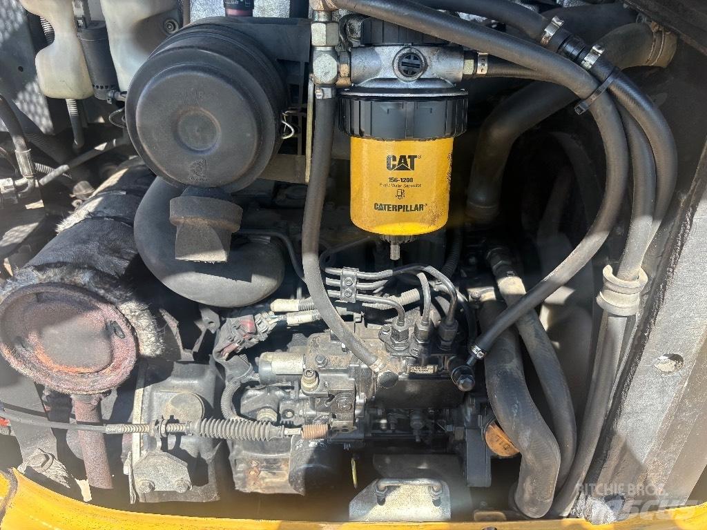 CAT 302.7 D Mini ekskavatoriai < 7 t