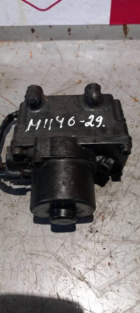MAN TGS.   85417236122 Hidraulikos įrenginiai