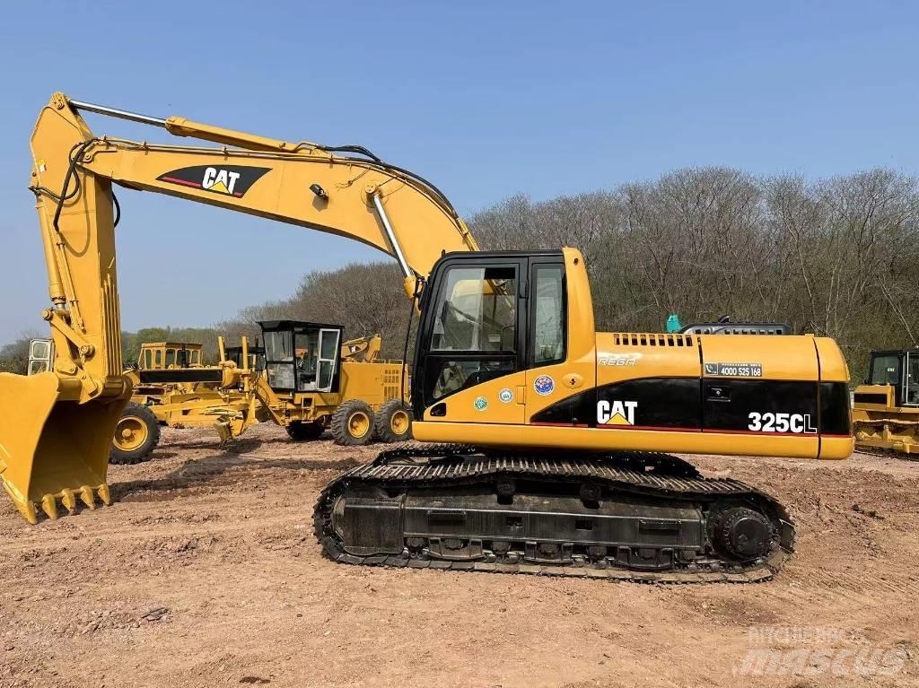 CAT 325 CL Vikšriniai ekskavatoriai