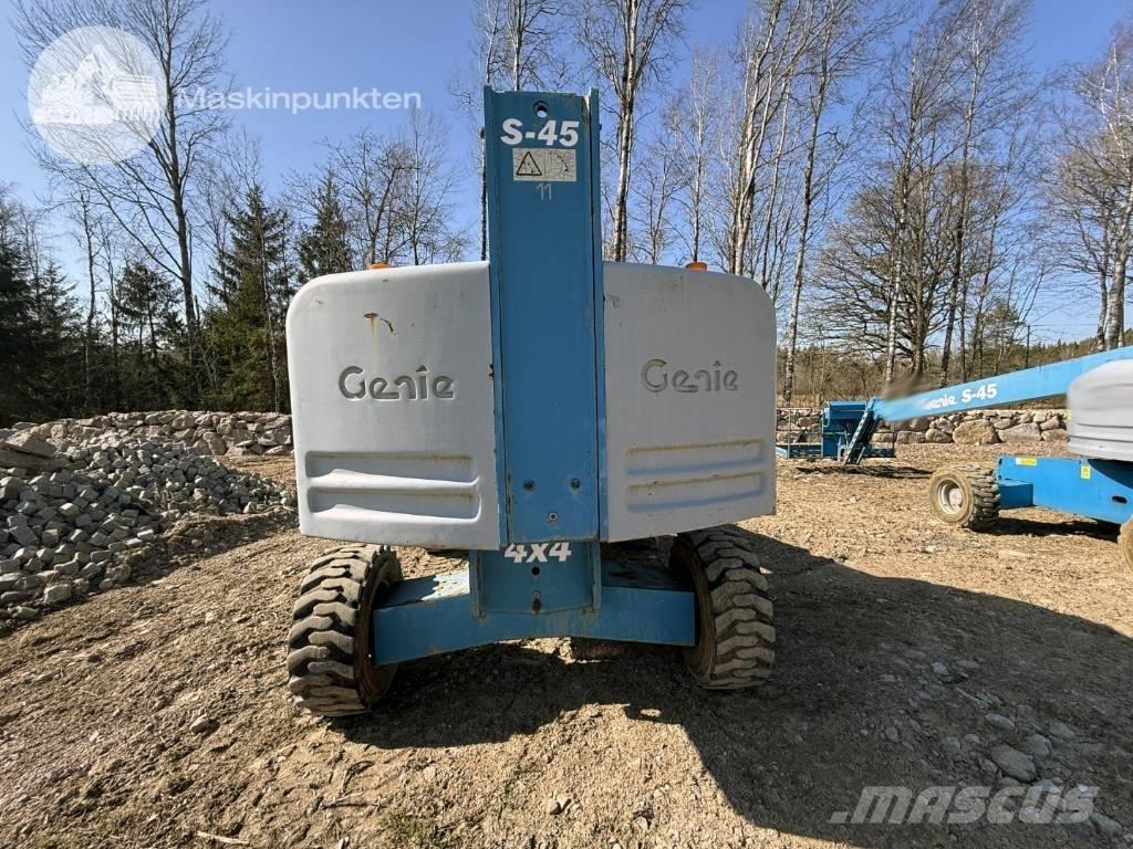 Genie S 45 Teleskopiniai keltuvai