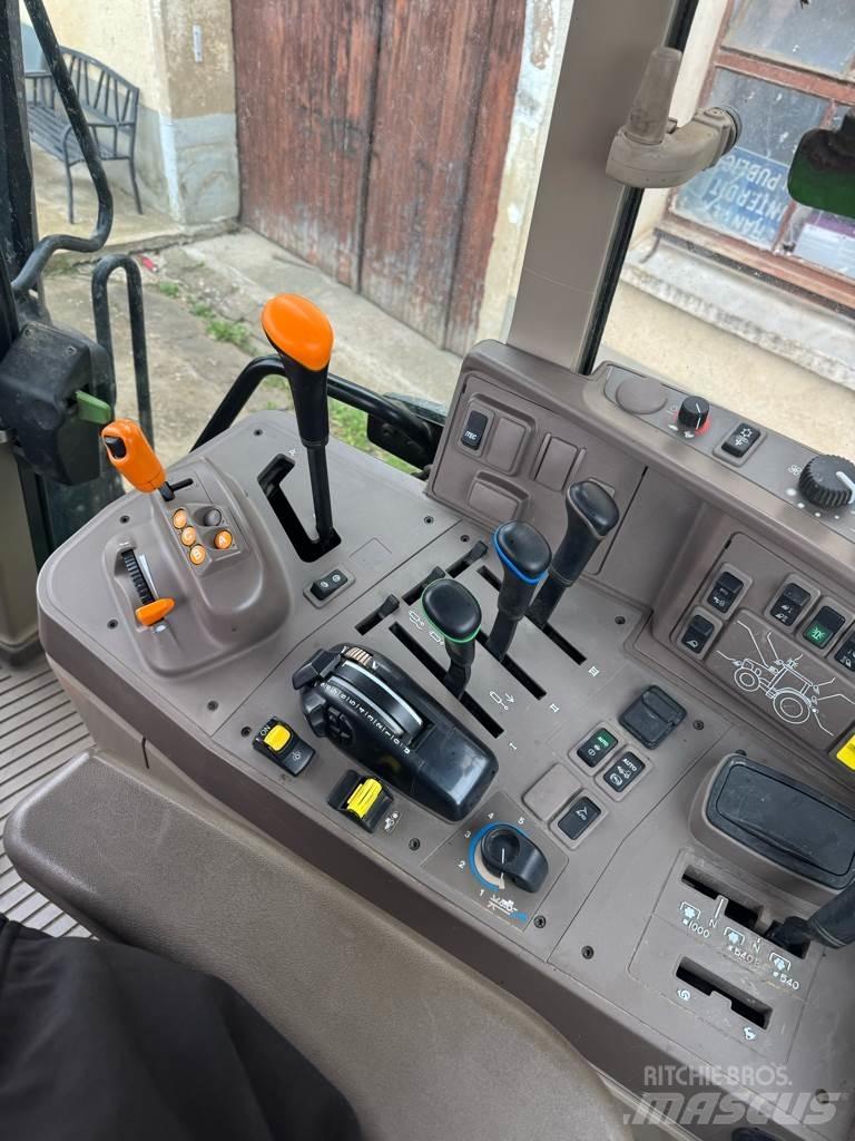 John Deere 6155M Traktoriai