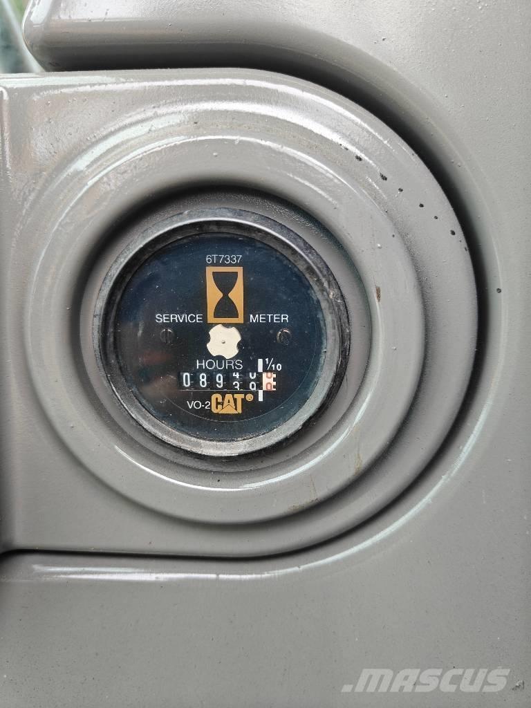 CAT 320 C Vikšriniai ekskavatoriai