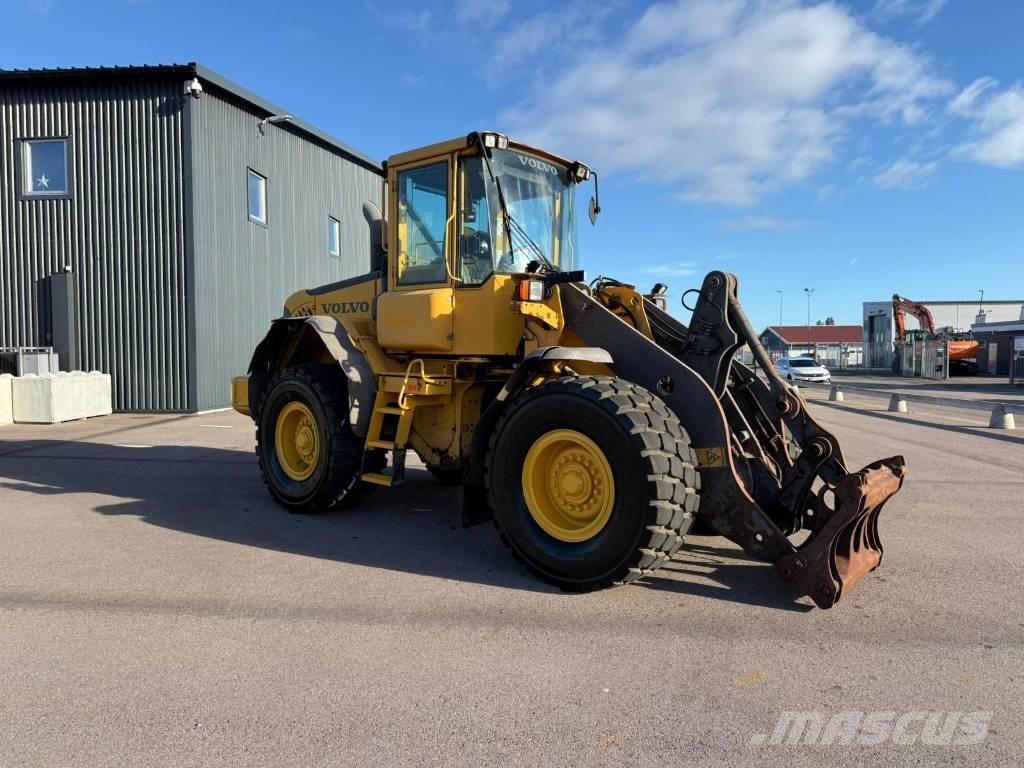 Volvo L 70 E Naudoti ratiniai krautuvai