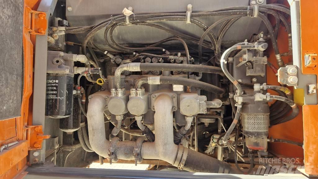 Hitachi ZX 300 LC-7 Vikšriniai ekskavatoriai
