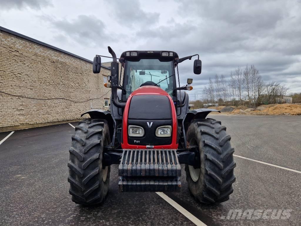 Valtra T 191 Advance Traktoriai