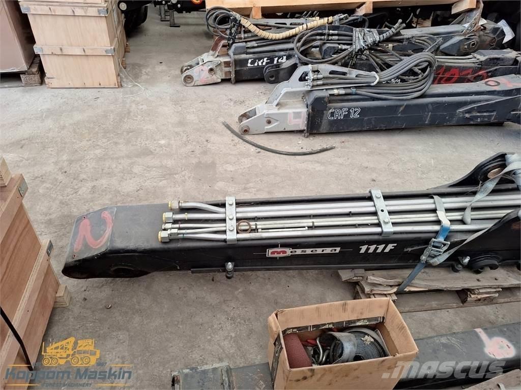 Loglift 111 Medienos transportavimo mašinų kranai