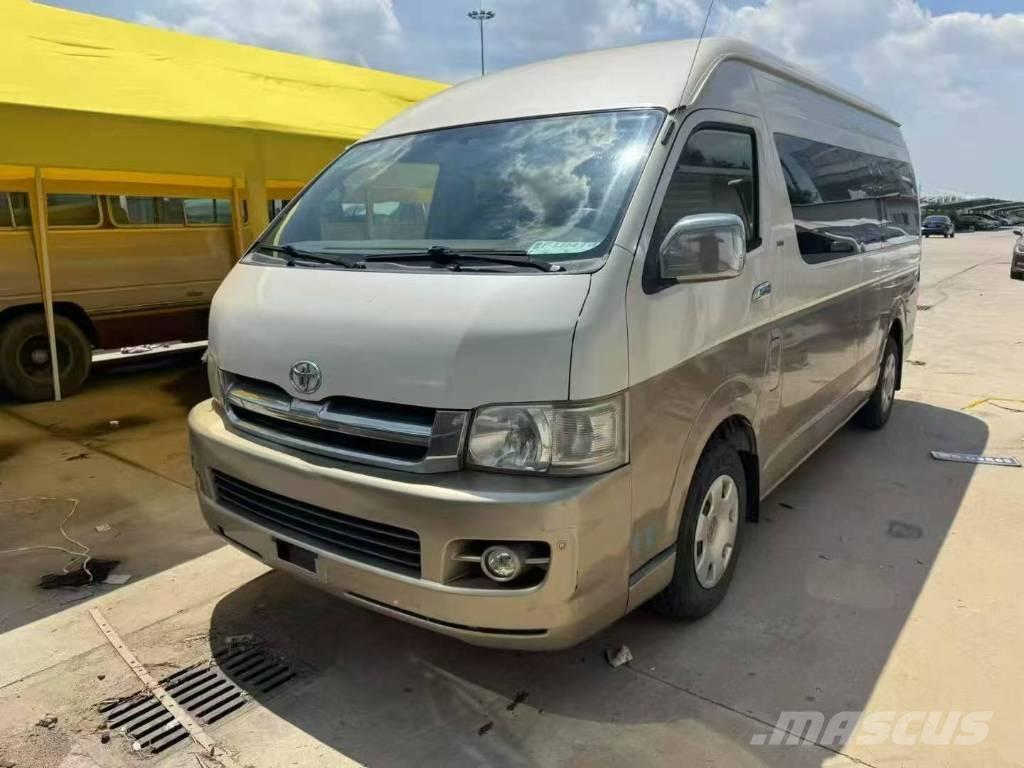 Toyota Hiace Mikroautobusai