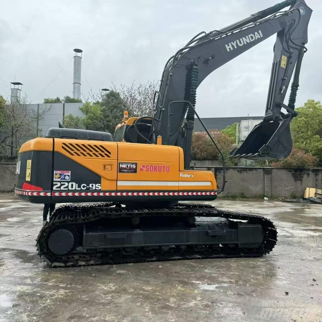 Hyundai R220LC-9S Vikšriniai ekskavatoriai
