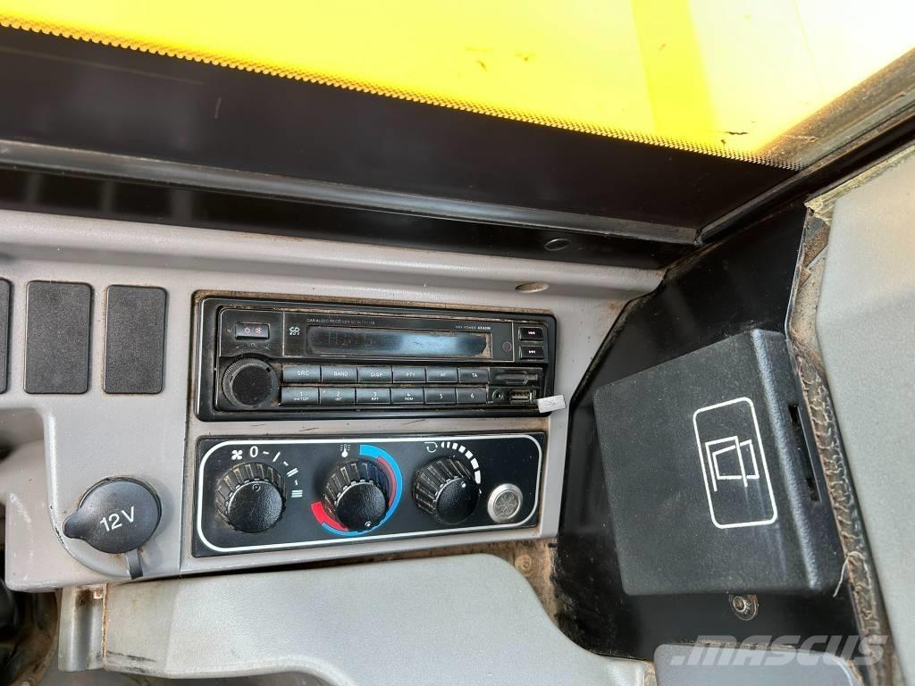 JCB 85 Z-1 Vidutinės galios ekskavatoriai 7-12 t