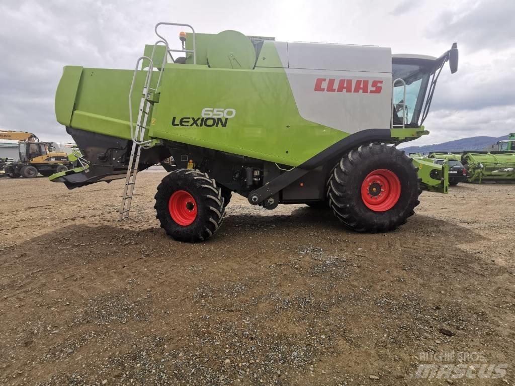 CLAAS Lexion 650 Derliaus nuėmimo kombainai