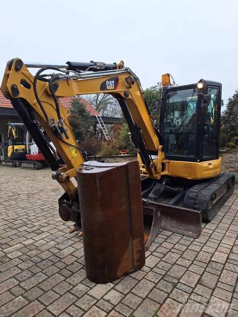 CAT 305 E2 + Powertilt Mini ekskavatoriai < 7 t
