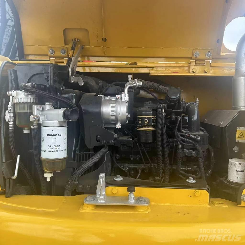 Komatsu PC 70-8 Vikšriniai ekskavatoriai