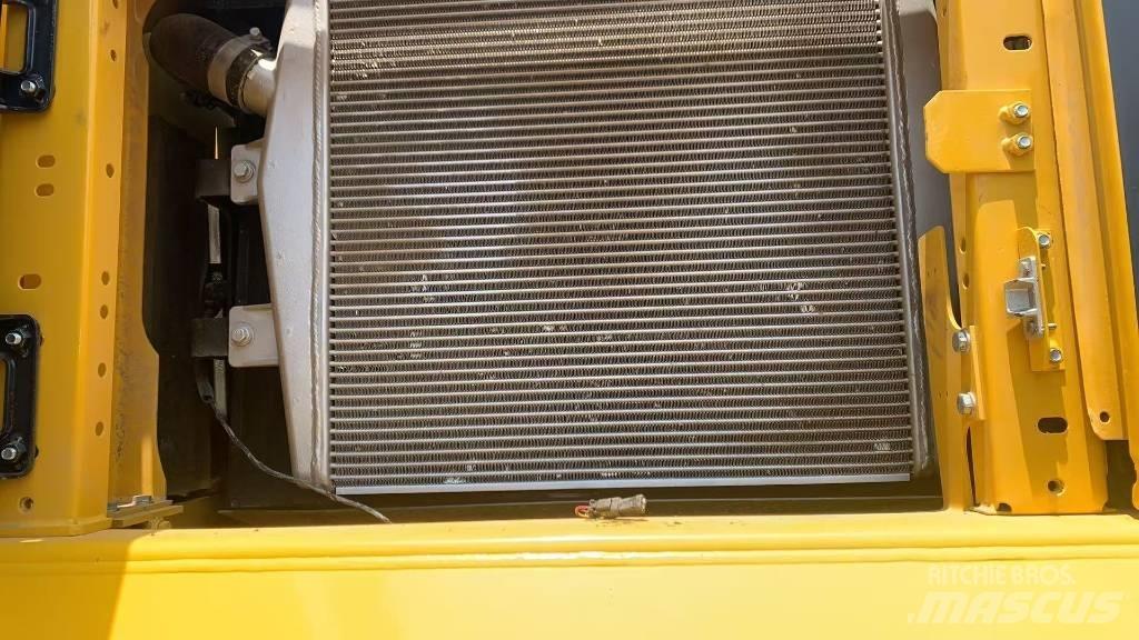 Komatsu PC 450 Vikšriniai ekskavatoriai