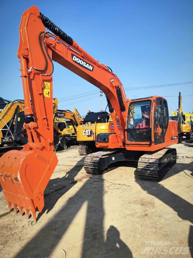 Doosan 150lc Vikšriniai ekskavatoriai