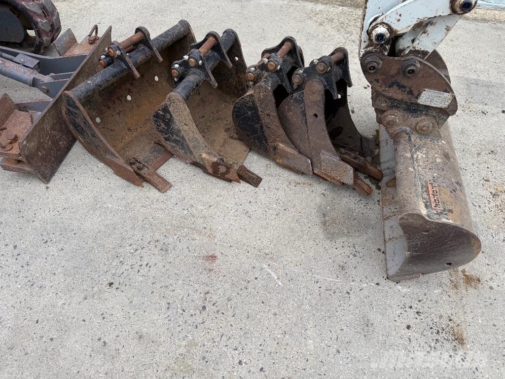 Takeuchi TB 210 Mini ekskavatoriai < 7 t