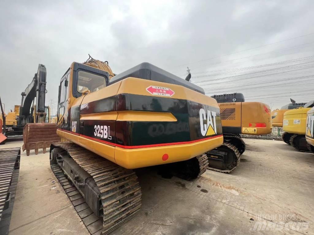 CAT 325 B L Vikšriniai ekskavatoriai