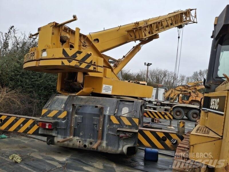 Krupp KMK 3040 Visureigiai kranai