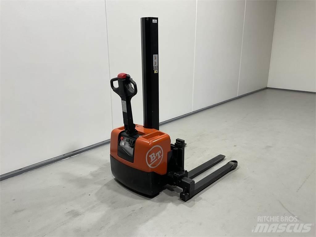 Toyota HWE100 Savaeigiai rietuvai