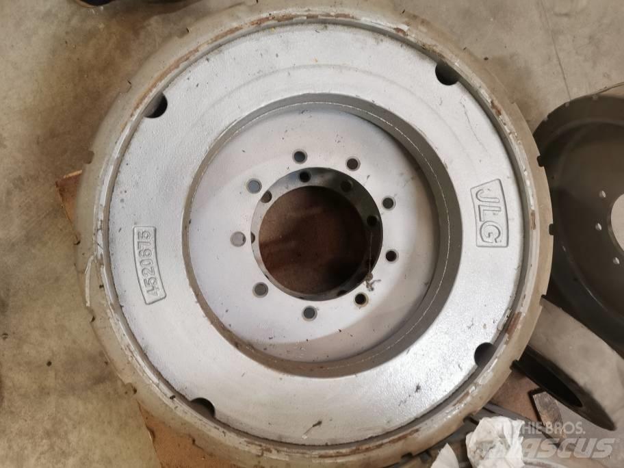 JLG E 300 AJP Padangos, ratai ir ratlankiai
