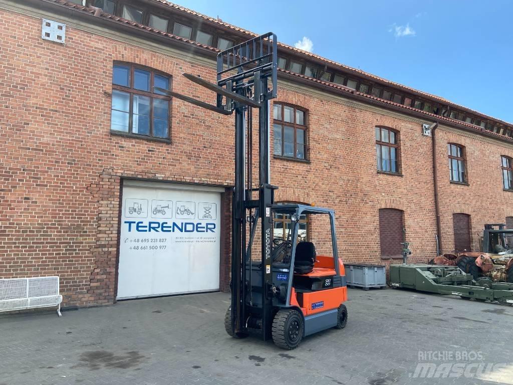 Toyota 7FBMF35 Elektriniai šakiniai krautuvai